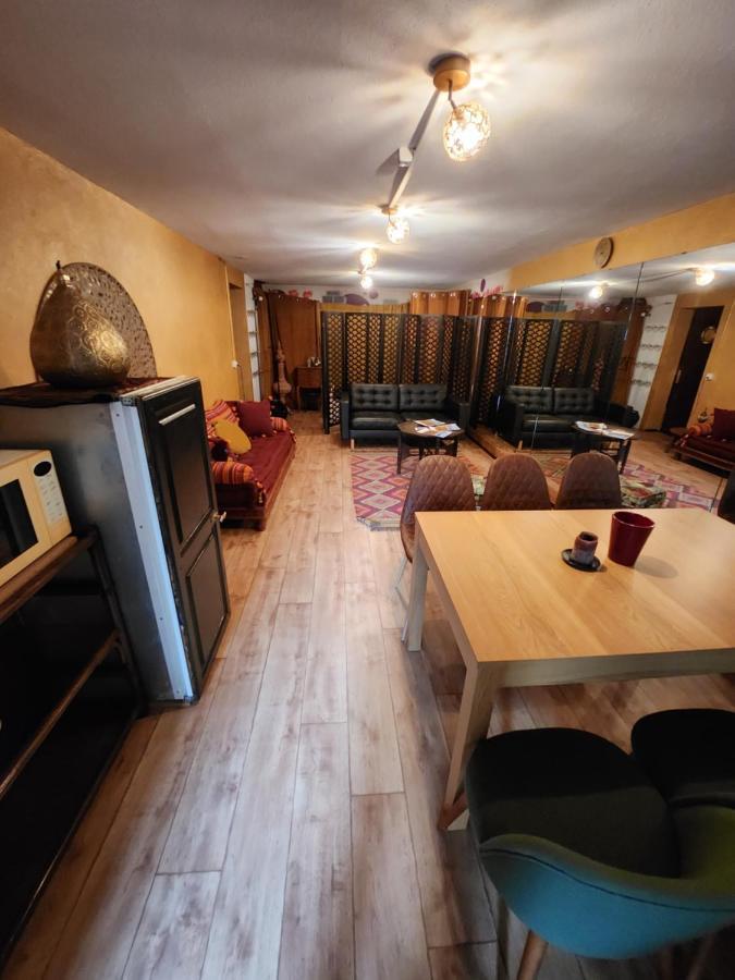 Chez Pipo Bed and Breakfast Conthey Exteriör bild