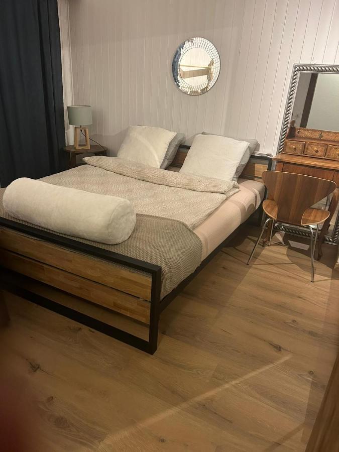 Chez Pipo Bed and Breakfast Conthey Exteriör bild